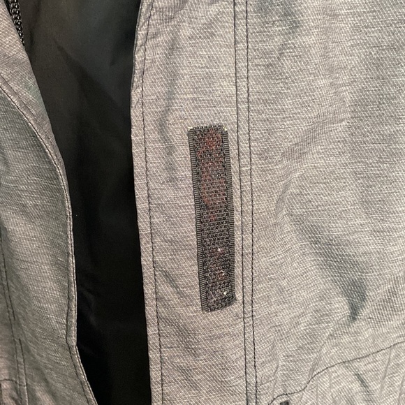 The North Face | Teralinda Trench Rain Jacket - Picture 3 of 4